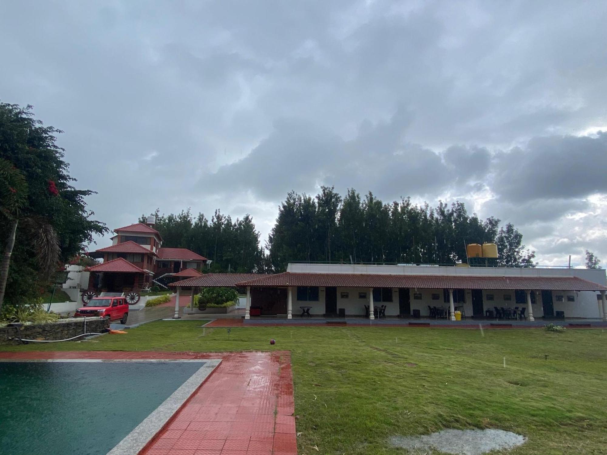 Bougain Villa Chikmagalūr Extérieur photo