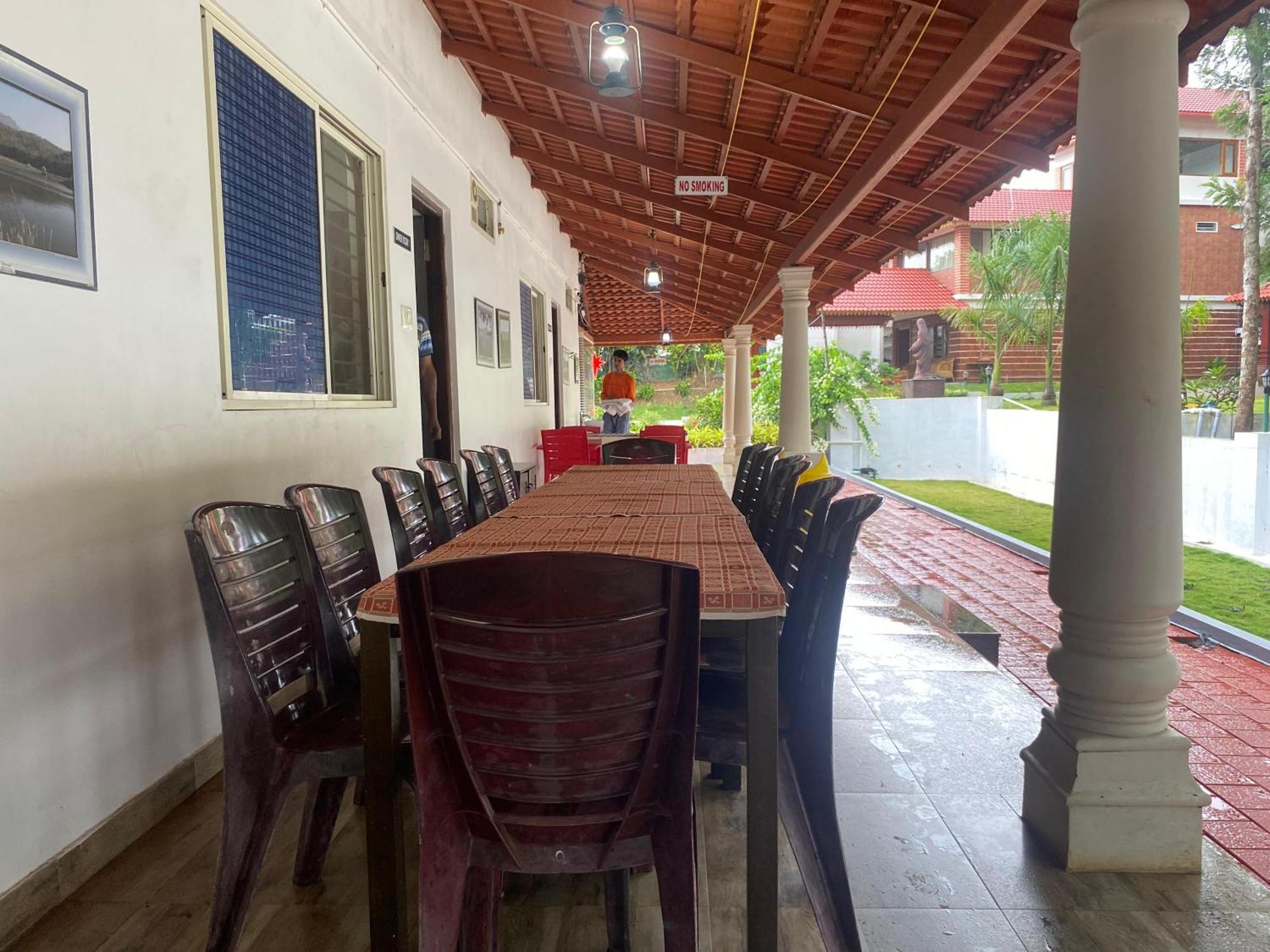 Bougain Villa Chikmagalūr Extérieur photo